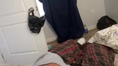 Snapshot of twest84 chatting on October 2025 09:10:02 PM twest84 online show from October 2025 09:10:02 PM