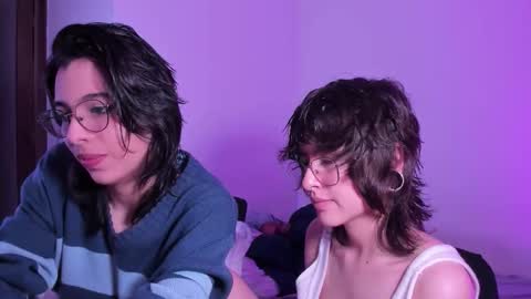 Eve  Lili online show from November 2025 10:15:02 PM