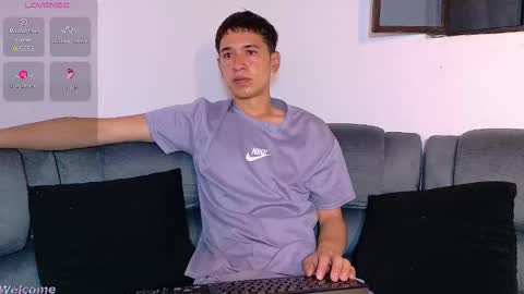 Snapshot of twink_daren chatting on February 2026 05:57:02 PM Mr Daren online show from February 2026 05:57:02 PM