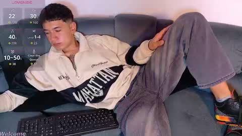 Snapshot of twink_daren chatting on March 2026 06:14:01 PM Mr Daren online show from March 2026 06:14:01 PM