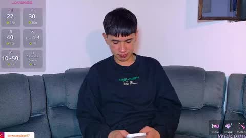 Snapshot of twink_daren chatting on April 2026 06:42:01 PM Mr Daren online show from April 2026 06:42:01 PM