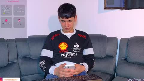 Snapshot of twink_daren chatting on April 2026 06:46:02 PM Mr Daren online show from April 2026 06:46:02 PM