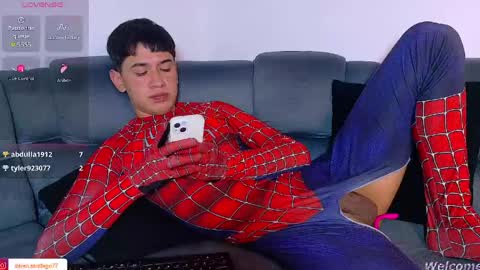 Snapshot of twink_daren chatting on April 2026 08:57:02 PM Mr Daren online show from April 2026 08:57:02 PM