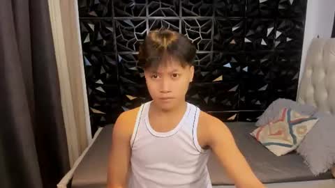 Snapshot of twink_mistingtrevor chatting on July 2026 12:57:02 PM twink_mistingtrevor online show from July 2026 12:57:02 PM