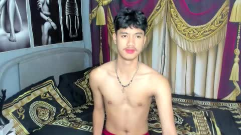 Snapshot of twinkclark chatting on November 2025 10:54:01 AM clark online show from November 2025 10:54:01 AM