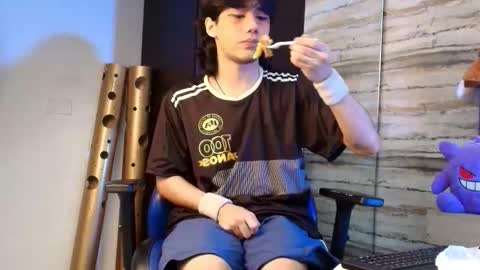 twinslovers_ online show from March 2026 04:18:01 AM