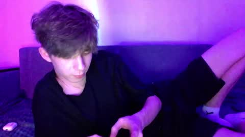 TwiShadow online show from February 2026 09:27:02 PM