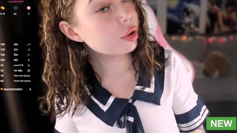 Snapshot of twixi_pixxie chatting on January 2025 04:38:01 PM  your Twixi   online show from January 2025 04:38:01 PM