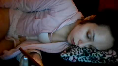Snapshot of twizzytoxic22 chatting on June 2026 02:36:01 AM twizzytoxic22 online show from June 2026 02:36:01 AM