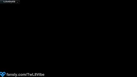 Snapshot of twl8vibe chatting on May 2026 08:16:02 PM Molly and Nick online show from May 2026 08:16:02 PM