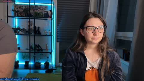 Snapshot of two_0f_us chatting on December 2024 03:21:01 PM Two of us online show from December 2024 03:21:01 PM