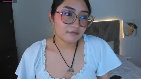 Snapshot of two_half chatting on June 2026 09:07:02 PM J Ale online show from June 2026 09:07:02 PM