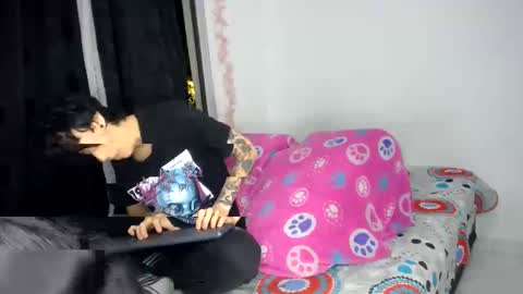 Snapshot of two_souls69 chatting on December 2024 04:25:01 AM Matt online show from December 2024 04:25:01 AM