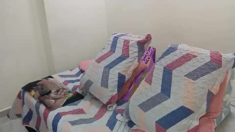 Snapshot of two_souls69 chatting on November 2025 09:41:02 PM Matt online show from November 2025 09:41:02 PM