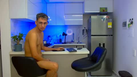 twoboyshot24 online show from April 2026 09:27:01 AM