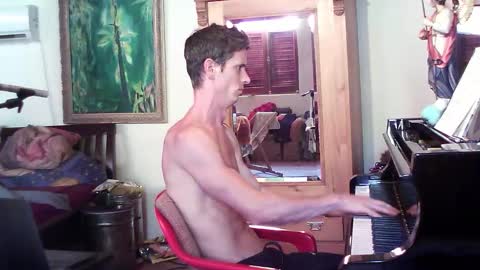 Snapshot of twoforallprivate chatting on December 2024 07:11:01 PM TobeBritta online show from December 2024 07:11:01 PM