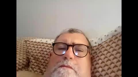 twohats2810 online show from March 2026 10:38:01 PM