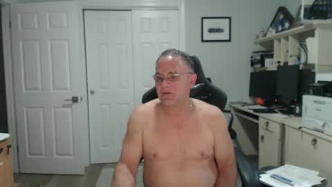 Twopeopleinlove online show from November 2025 11:21:02 AM