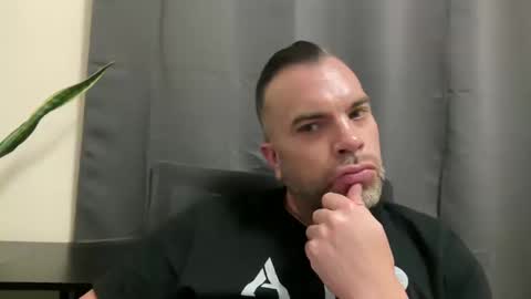 Snapshot of ty_lerdavid chatting on October 2025 11:14:02 PM TylerDavid online show from October 2025 11:14:02 PM