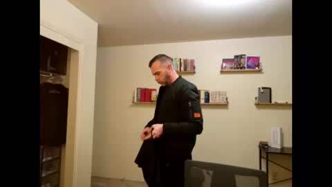 Snapshot of ty_lerdavid chatting on October 2025 07:14:02 PM TylerDavid online show from October 2025 07:14:02 PM