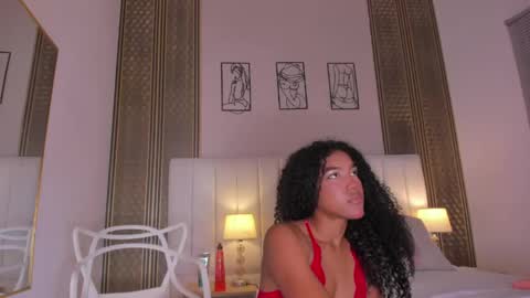 Snapshot of tyla_cb chatting on May 2026 06:48:01 PM TYLA online show from May 2026 06:48:01 PM