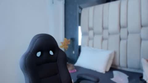  TYLA  online show from March 2026 04:09:02 AM