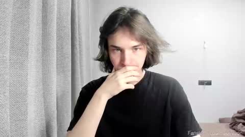 Snapshot of tyler__johnson chatting on February 2025 10:40:02 PM Tyler  johnson online show from February 2025 10:40:02 PM