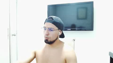 tyler_frank online show from June 2026 02:11:02 AM