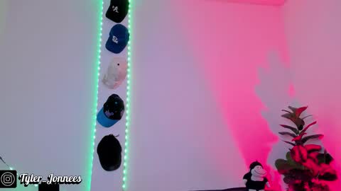 Tyler online show from December 2025 03:45:02 AM