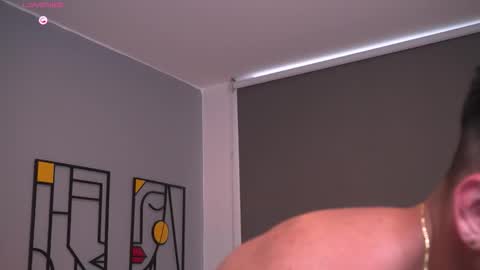 Snapshot of tyler_muscle chatting on February 2026 09:33:01 PM David online show from February 2026 09:33:01 PM