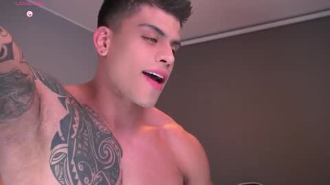 Snapshot of tyler_muscle chatting on February 2026 12:28:01 AM David online show from February 2026 12:28:01 AM