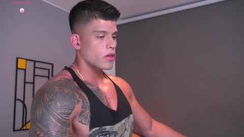 Snapshot of tyler_muscle chatting on March 2026 12:16:01 AM David online show from March 2026 12:16:01 AM