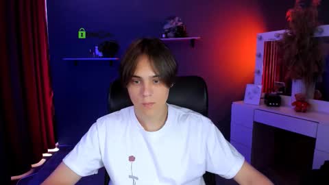 tyler_sparks_ online show from September 2025 06:24:02 AM