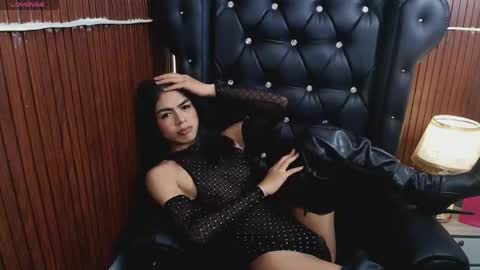 tyra_hilton online show from April 2026 05:18:01 PM