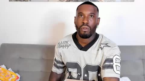 Dvid Rullers online show from November 2025 02:02:02 AM