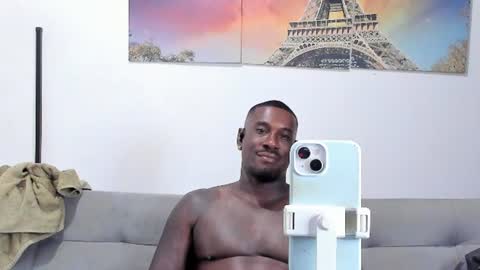 Snapshot of tyron_rulers chatting on June 2026 12:44:01 AM Dvid Rullers online show from June 2026 12:44:01 AM
