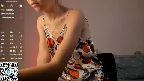Snapshot of tyty_pupu chatting on May 2026 07:22:02 PM Christine 3 Next broadcast tomorrow at 2100 GMT 5 online show from May 2026 07:22:02 PM