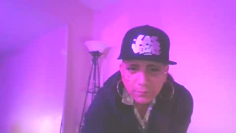 Snapshot of uandme_baby chatting on January 2025 01:58:01 PM Azelia B online show from January 2025 01:58:01 PM