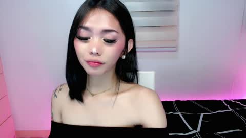 Snapshot of ughliah chatting on April 2026 02:30:01 PM urbbgirl alliah online show from April 2026 02:30:01 PM