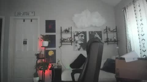 Snapshot of ugly_viking chatting on December 2024 05:59:01 PM Ugly Viking online show from December 2024 05:59:01 PM