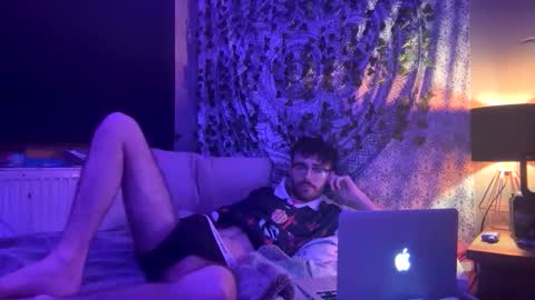 uhhstephen online show from December 2025 09:44:02 PM