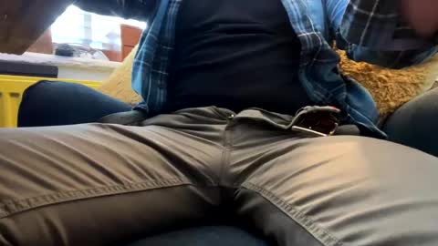 ukclive online show from February 2025 03:06:01 PM