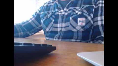 ukclive online show from December 2025 09:25:01 AM