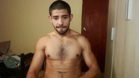 Snapshot of uliseshot450305 chatting on January 2025 03:06:02 AM Ulises Gomez online show from January 2025 03:06:02 AM