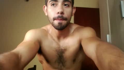 Snapshot of uliseshot450305 chatting on January 2025 07:09:02 PM Ulises Gomez online show from January 2025 07:09:02 PM