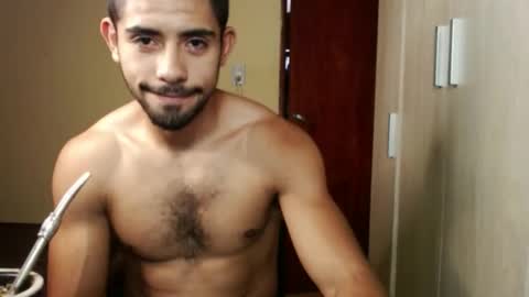 Snapshot of uliseshot450305 chatting on January 2025 04:08:02 PM Ulises Gomez online show from January 2025 04:08:02 PM