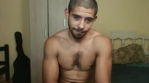 Snapshot of uliseshot450305 chatting on February 2025 12:53:02 AM Ulises Gomez online show from February 2025 12:53:02 AM