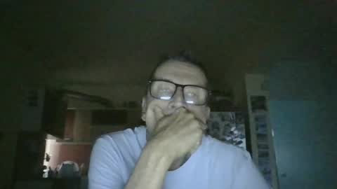 Snapshot of ulmeni7 chatting on June 2026 02:24:01 AM ulmeni7 online show from June 2026 02:24:01 AM