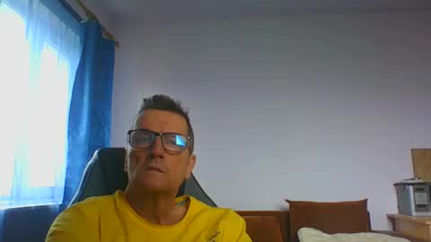Snapshot of ulmeni7 chatting on July 2026 01:02:01 PM ulmeni7 online show from July 2026 01:02:01 PM