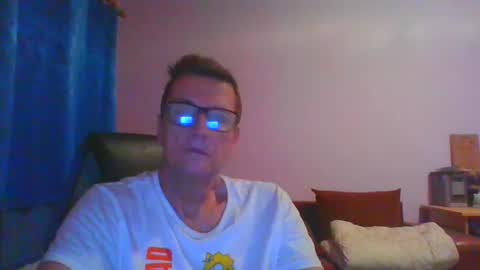 Snapshot of ulmeni7 chatting on July 2026 06:37:01 PM ulmeni7 online show from July 2026 06:37:01 PM
